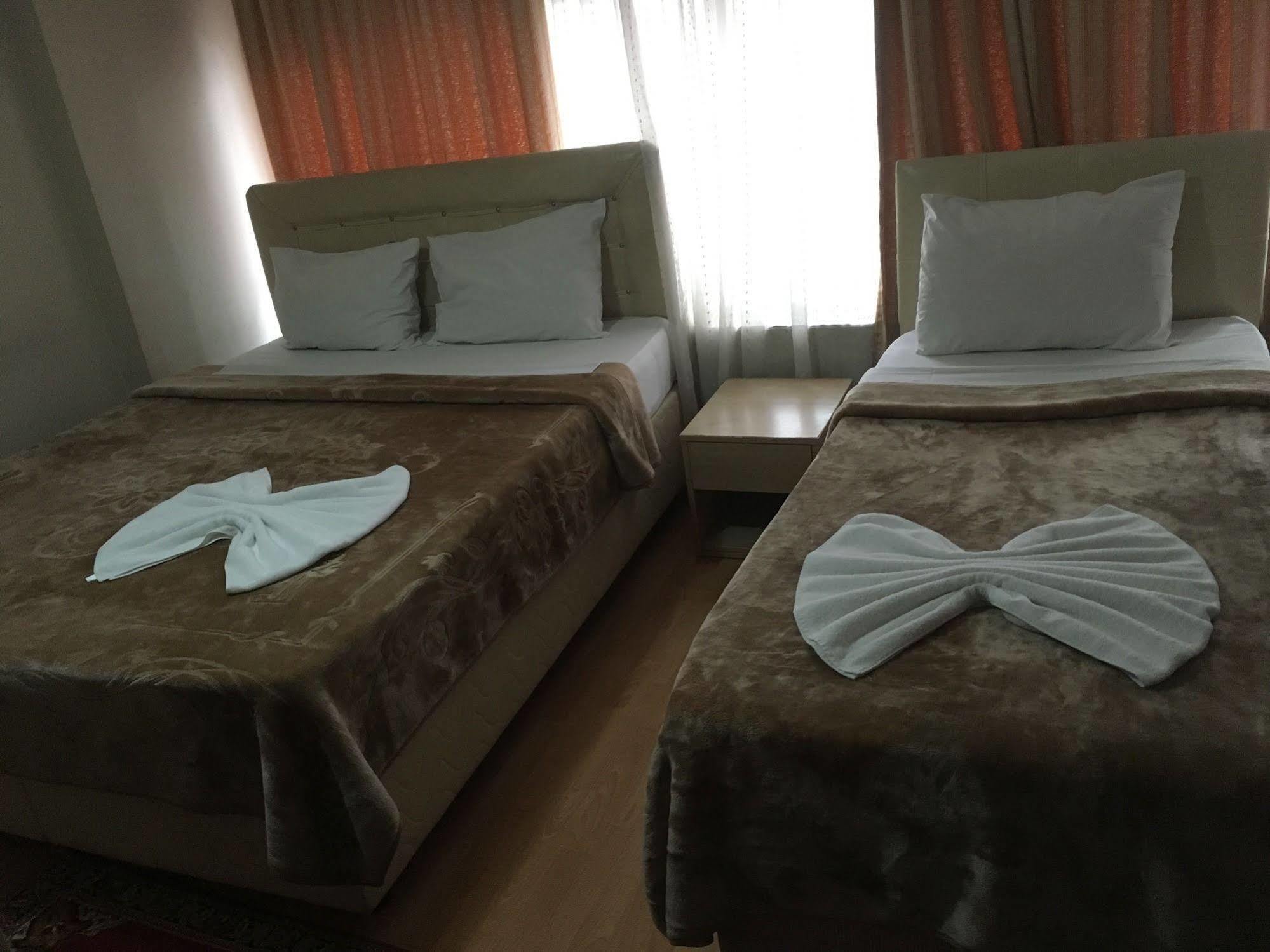 Oeruen Hotel Istanbul Exterior photo