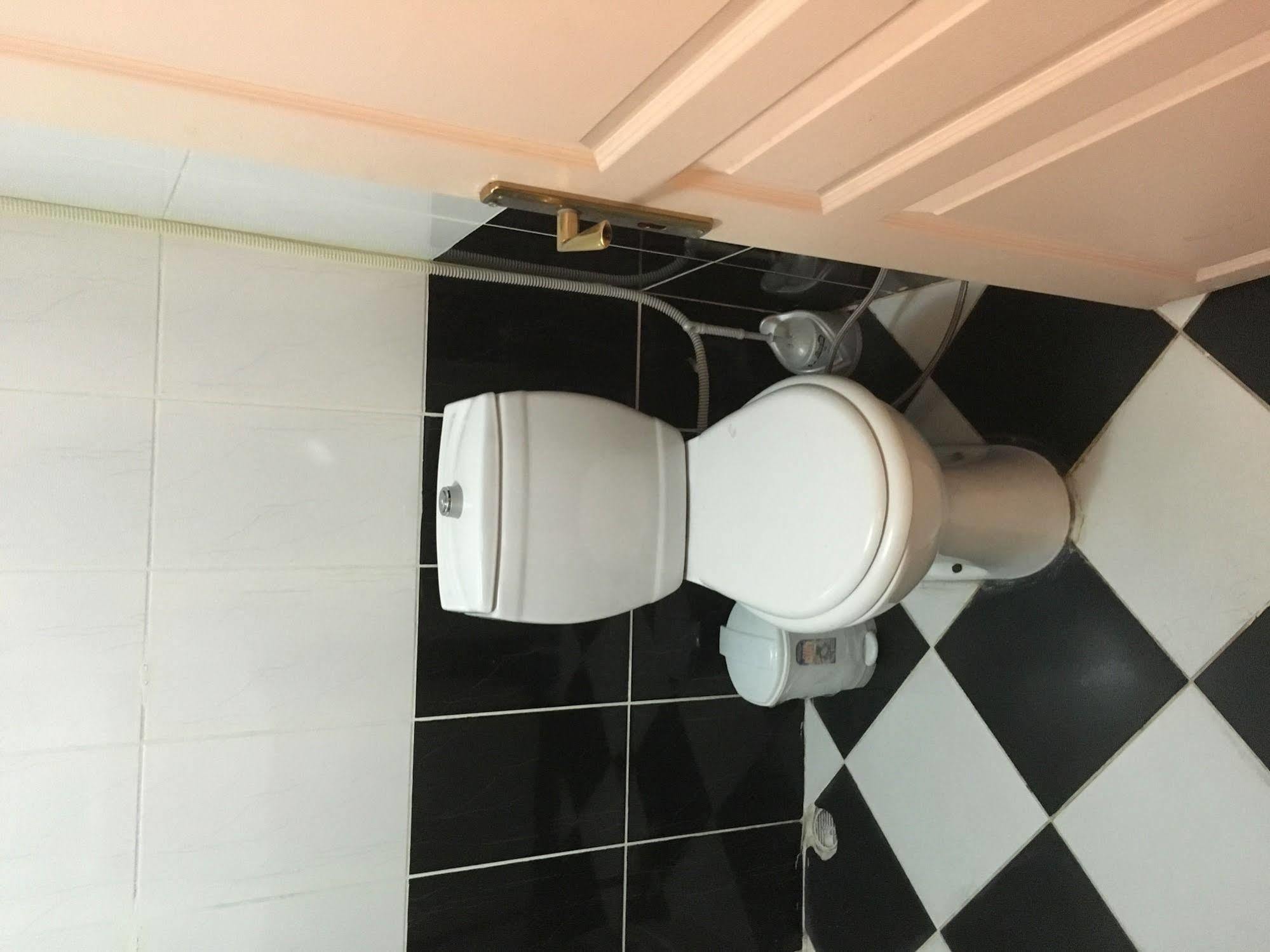 Oeruen Hotel Istanbul Exterior photo